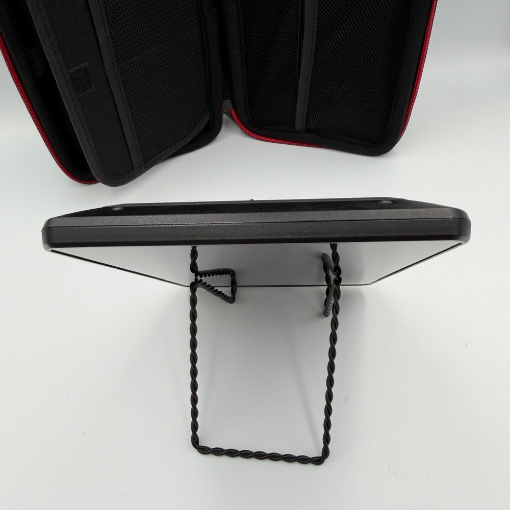 Garmin dezl OTR820 8 inch Truck Navigator GPS with BOVKE Hard Case and Mounts - Picture 16 of 16